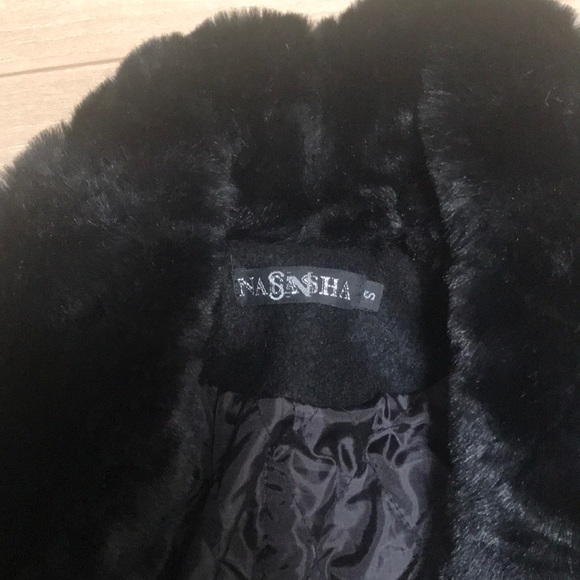 Adorable warm and cozy fur and wool blend jacket - Picture 3 of 5